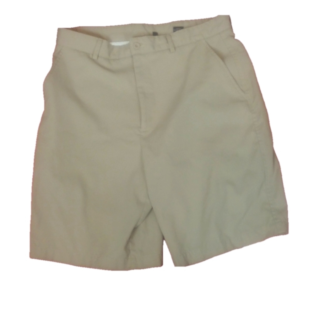 BOLLE golf tan shorts size 34 Bolle